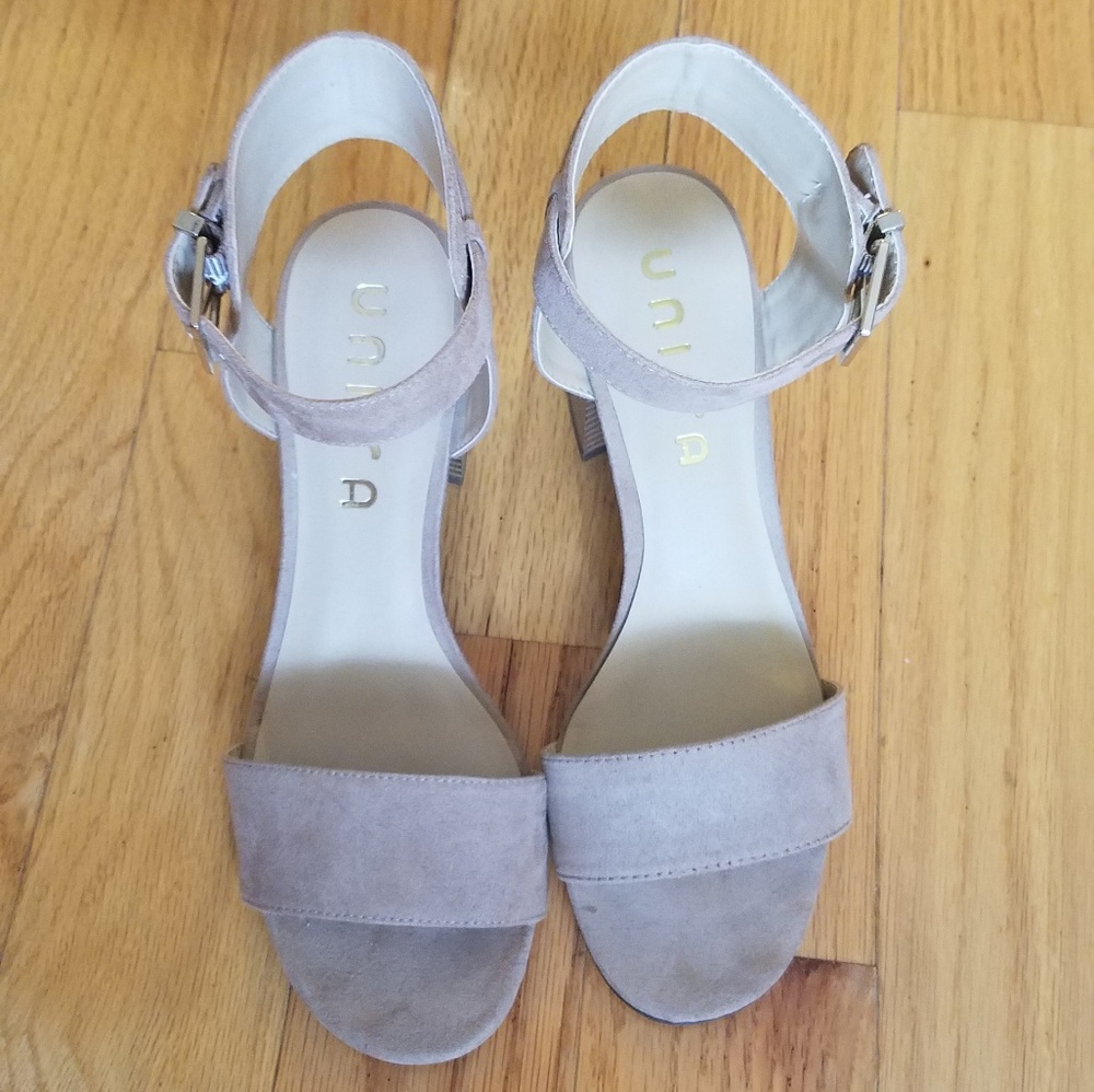 Unisa faux suede block heel sandals